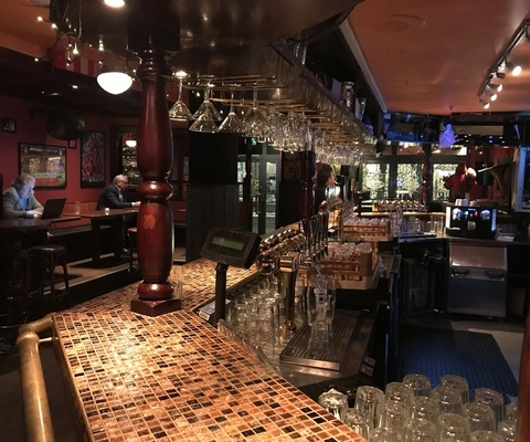 andys pub oslo er en tradisjonell bar.jpg
